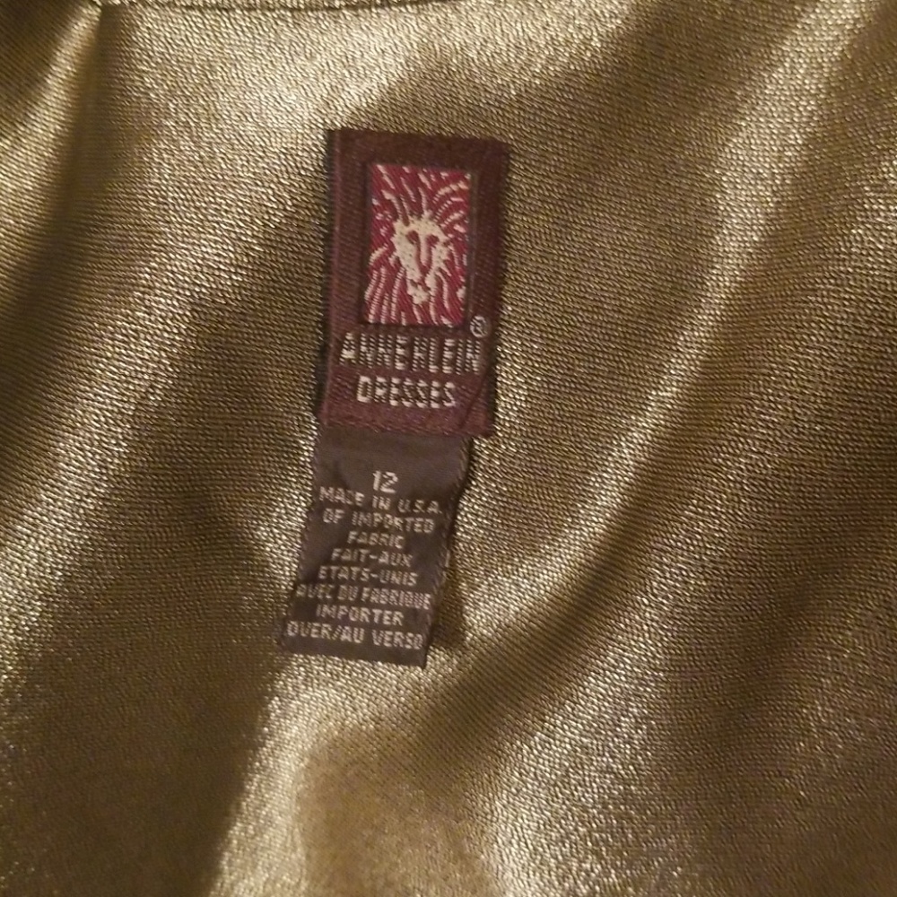 Coat - Picture 2 of 3